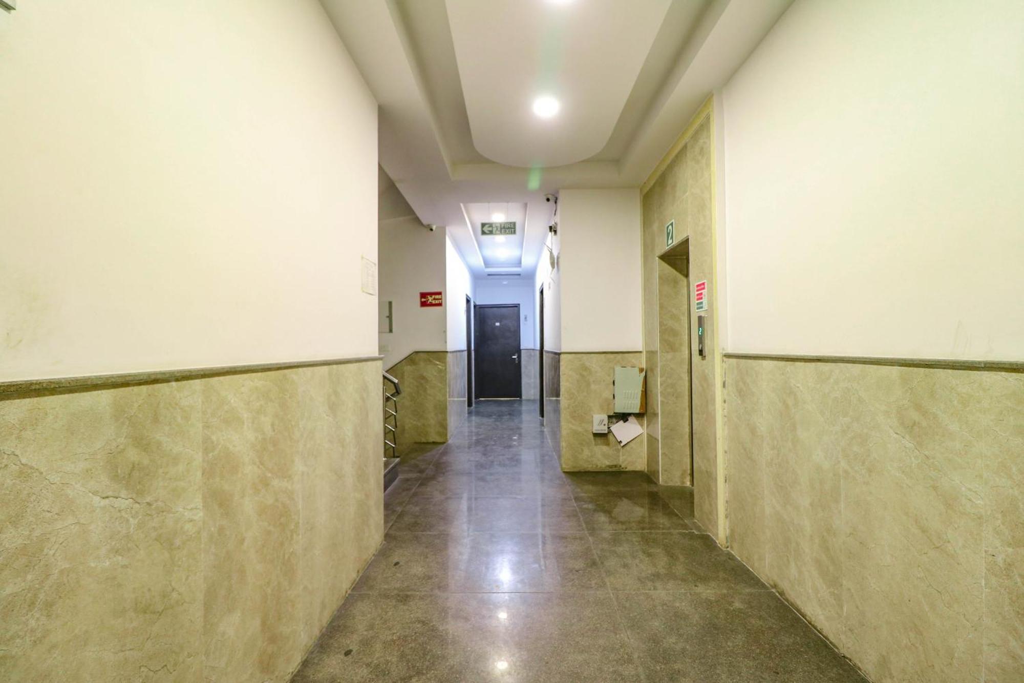 Hotel Olive Zone Near Delhi Airport Neu-Delhi Exterior foto