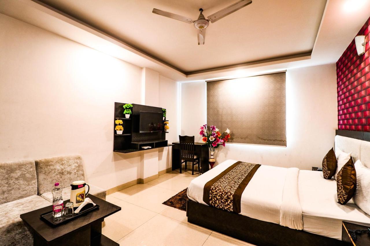 Hotel Olive Zone Near Delhi Airport Neu-Delhi Exterior foto
