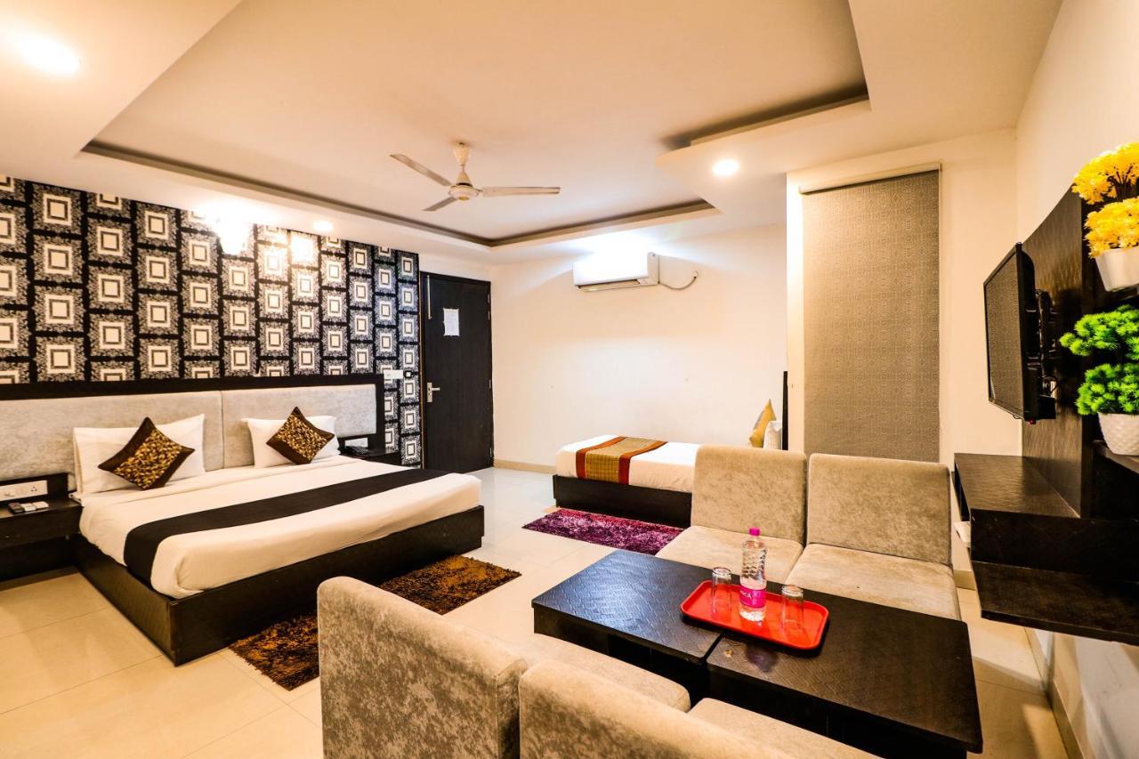 Hotel Olive Zone Near Delhi Airport Neu-Delhi Exterior foto