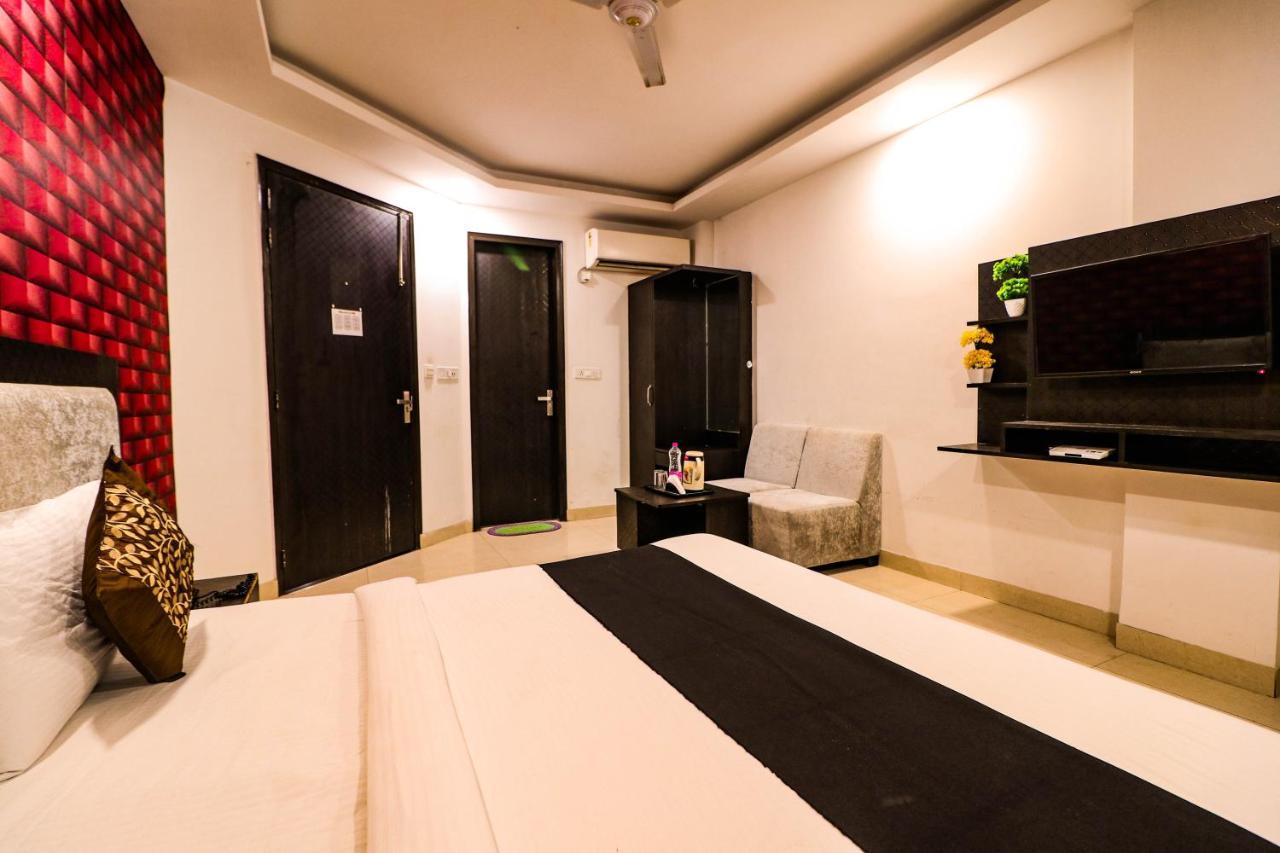 Hotel Olive Zone Near Delhi Airport Neu-Delhi Exterior foto