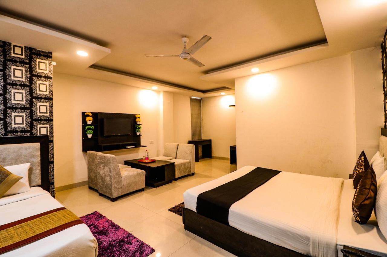Hotel Olive Zone Near Delhi Airport Neu-Delhi Exterior foto